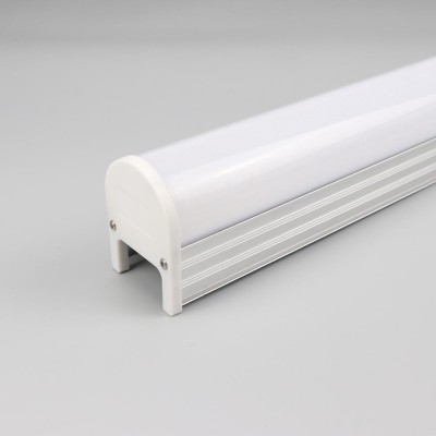 Outdoor good quality waterproof square  and curved face cover   linear light